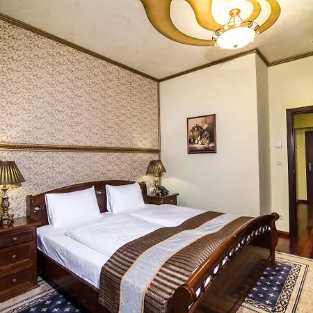 Hotel Rubezahl-marienbad Luxury Historical Castle Hotel&golf-castle Collection Mariánské Lázně