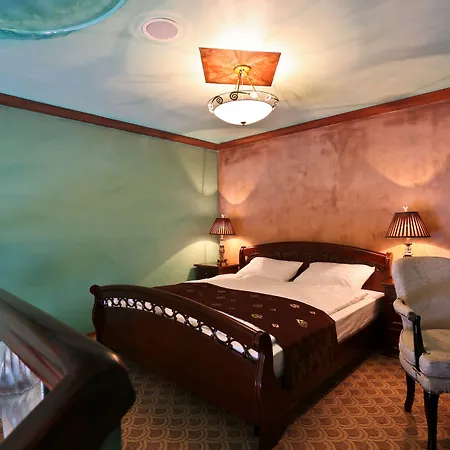 Hotel Rubezahl-marienbad Luxury Historical Castle & Golf-castle Collection 5*