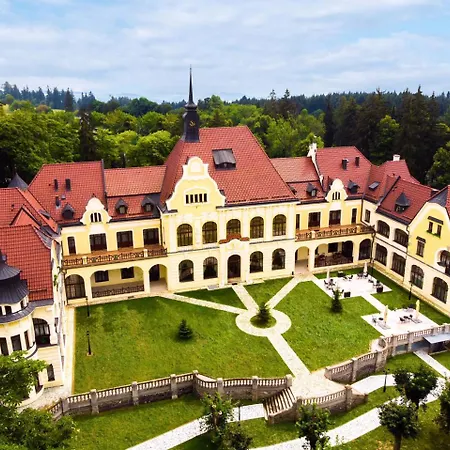 Rubezahl-marienbad Luxury Historical Castle & Golf-castle Collection