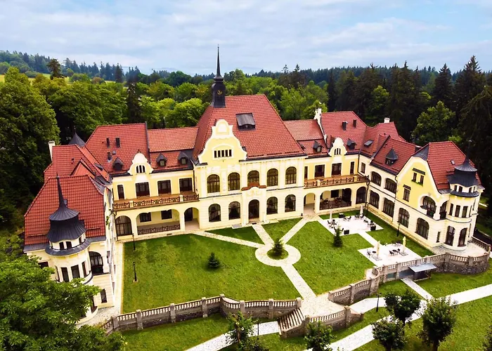Rubezahl-marienbad Luxury Historical Castle & Golf-castle Collection